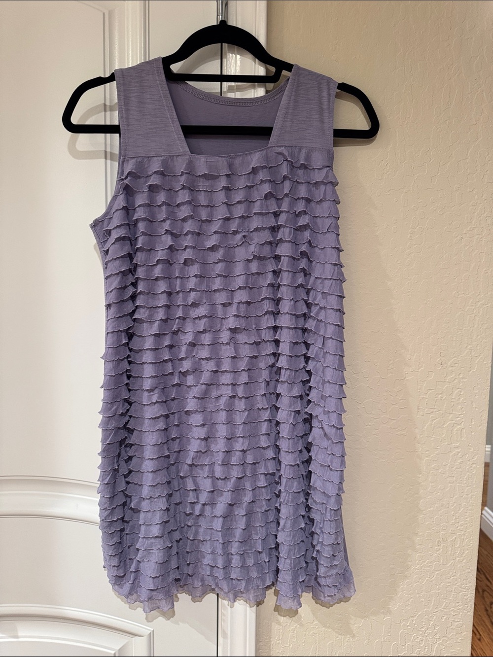 Sleeveless Ruffle Shift top - Lavender